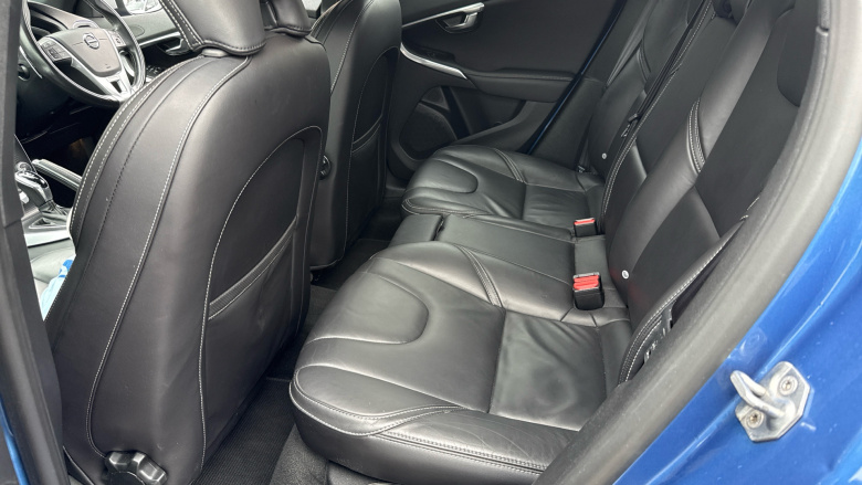 Volvo V40 T3 [152] R DESIGN Edition 5dr Geartronic Petrol Hatchback